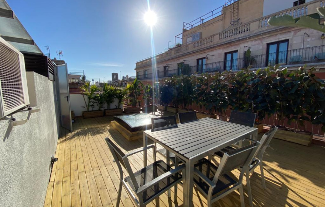 Revente - Piso -
Barcelona - Borne-centro