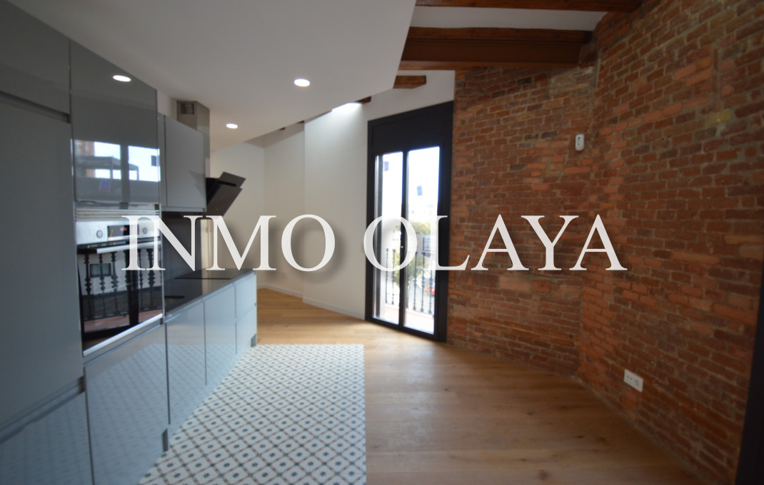 Revente - Piso -
Barcelona - Sants