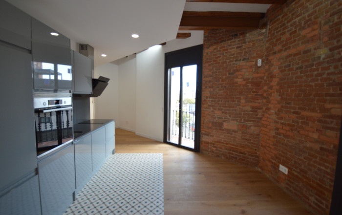 Revente - Piso -
Barcelona - Sants