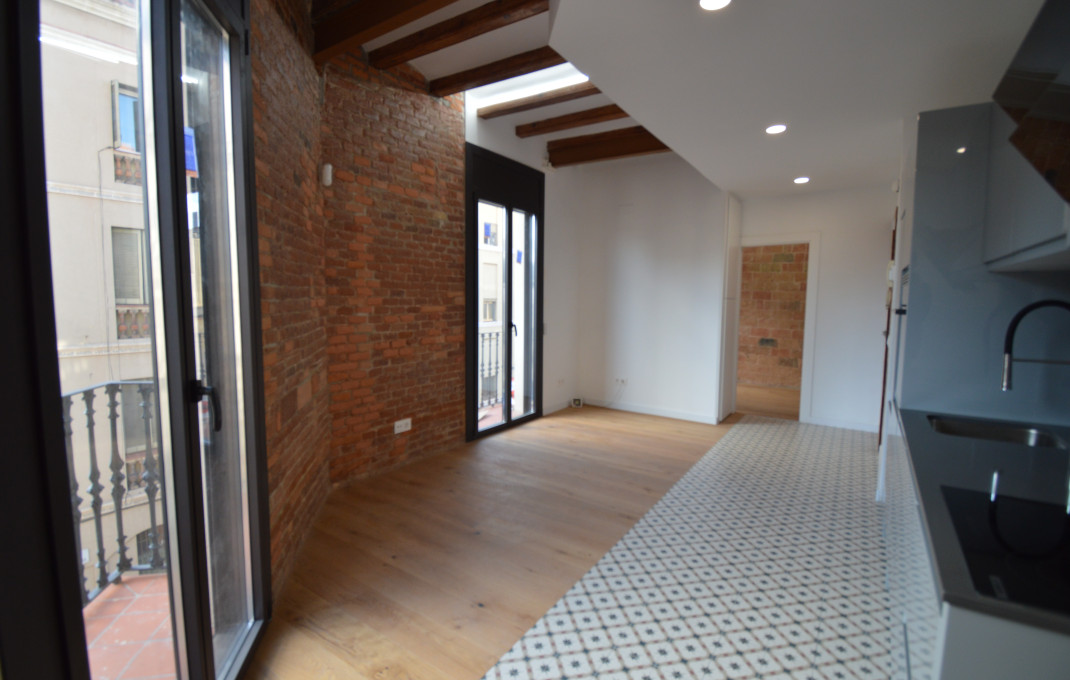 Revente - Piso -
Barcelona - Sants