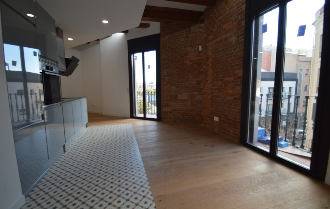 Revente - Piso -
Barcelona - Sants