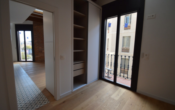 Revente - Piso -
Barcelona - Sants