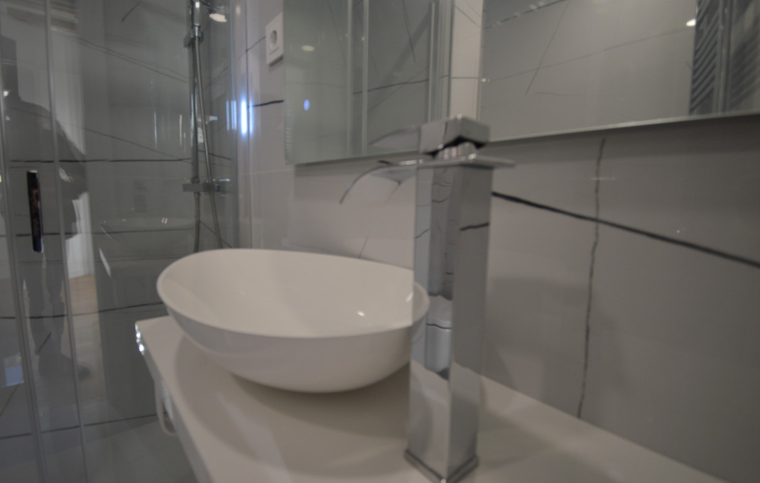 Revente - Piso -
Barcelona - Sants