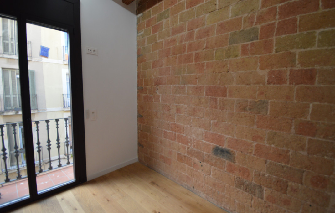 Revente - Piso -
Barcelona - Sants