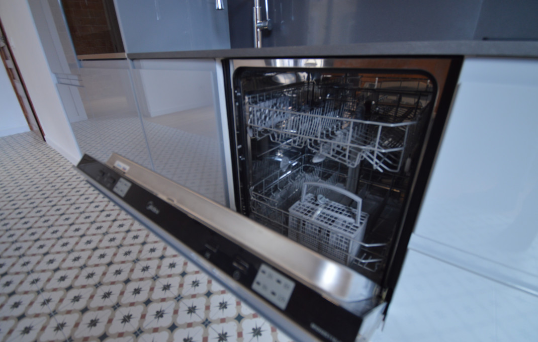 Revente - Piso -
Barcelona - Sants