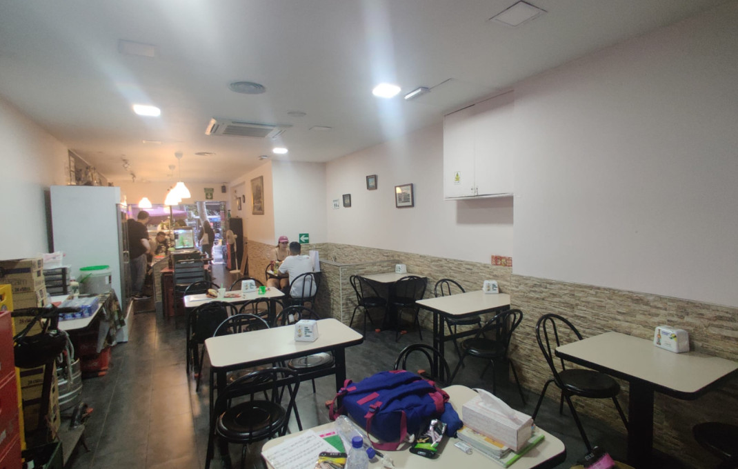 Traspaso - Restaurante -
Barcelona - Eixample Izquierdo