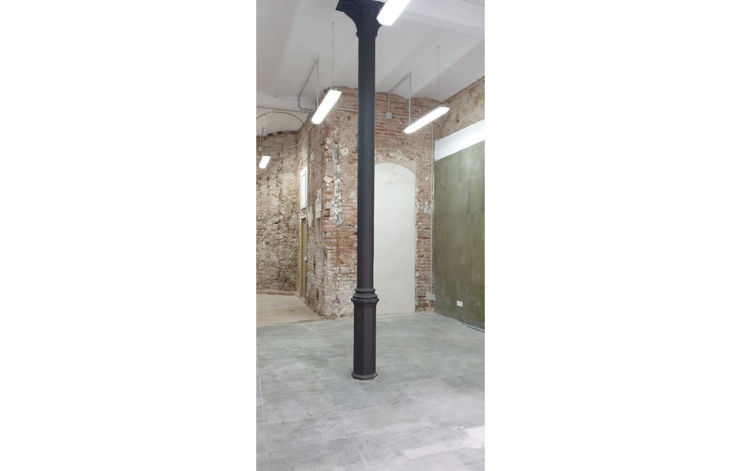 Alquiler - Local comercial -
Barcelona - Eixample Izquierdo