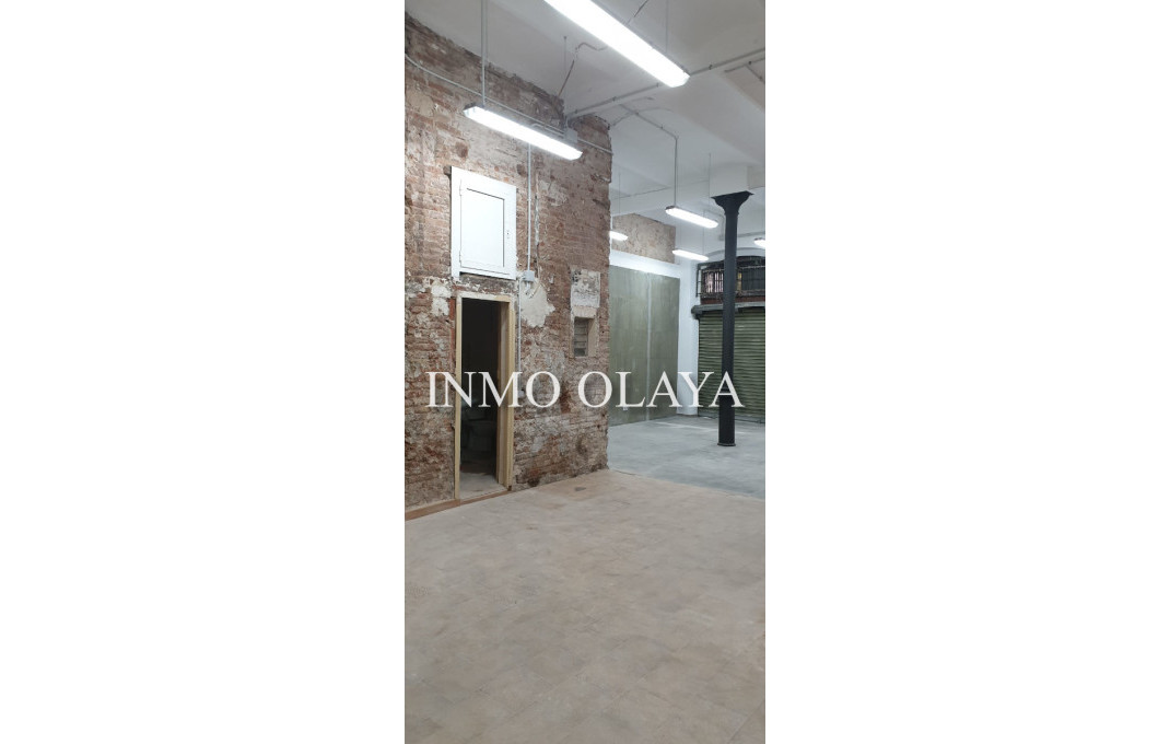 Alquiler - Local comercial -
Barcelona - Eixample Izquierdo
