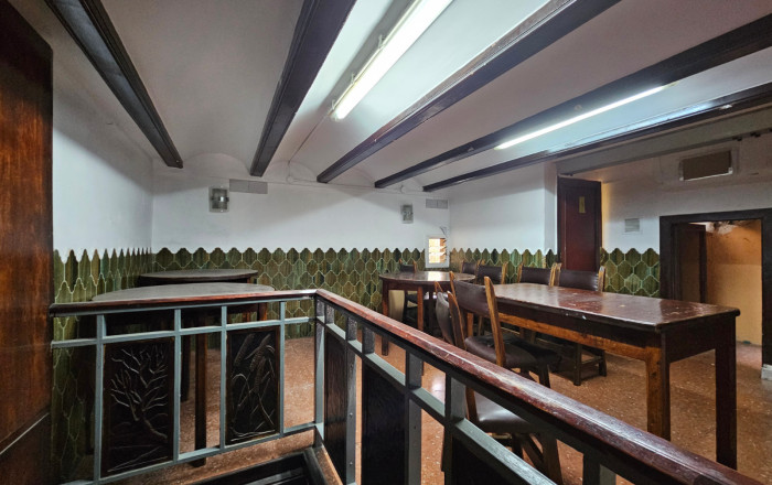 Transfer - Restaurant -
Barcelona - Sarriá - Francesc Macia