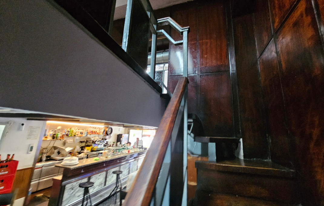 Transfer - Restaurant -
Barcelona - Sarriá - Francesc Macia