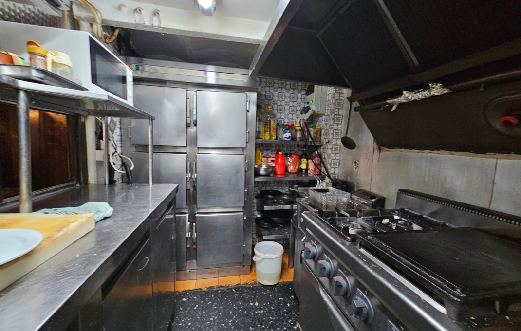 Transfer - Restaurant -
Barcelona - Sarriá - Francesc Macia