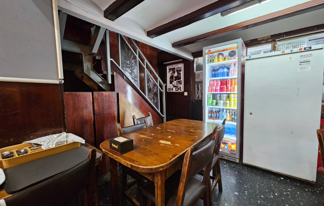 Transfer - Restaurant -
Barcelona - Sarriá - Francesc Macia