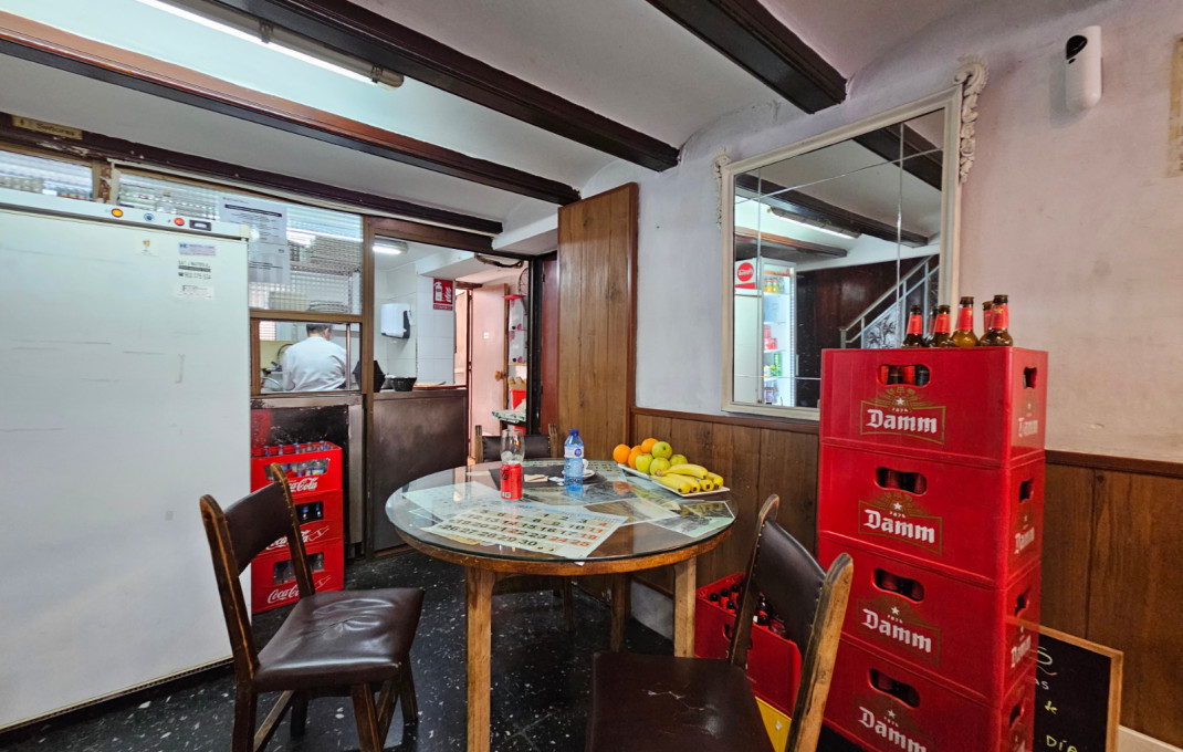 Transfer - Restaurant -
Barcelona - Sarriá - Francesc Macia