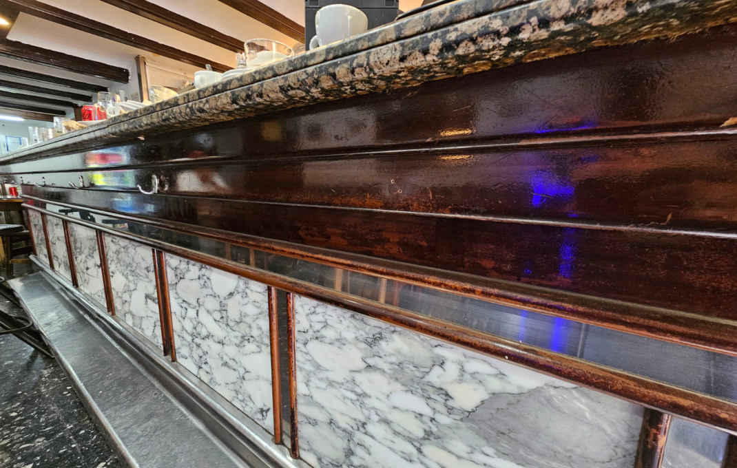 Transfer - Restaurant -
Barcelona - Sarriá - Francesc Macia