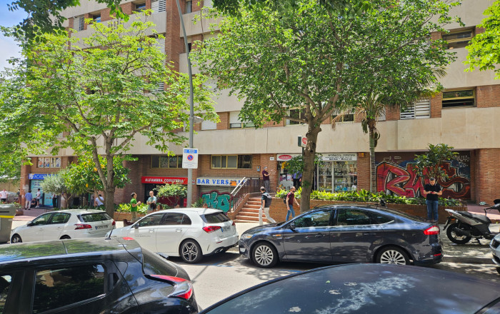 Location longue durée - Bar- C1 -
Barcelona - Sarriá - Francesc Macia