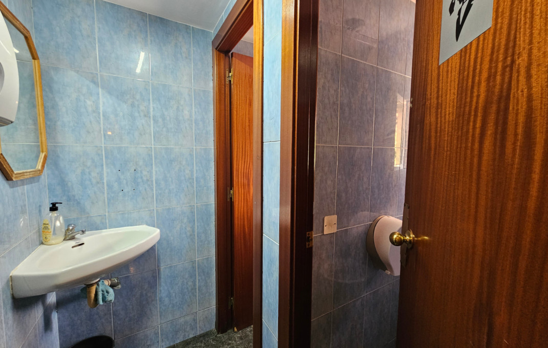 Location longue durée - Bar- C1 -
Barcelona - Sarriá - Francesc Macia