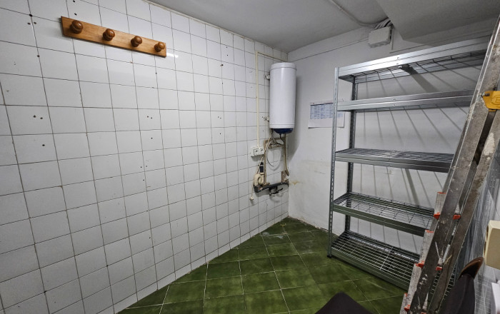 Location longue durée - Bar- C1 -
Barcelona - Sarriá - Francesc Macia