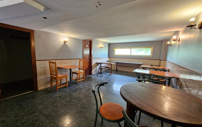 Location longue durée - Bar- C1 -
Barcelona - Sarriá - Francesc Macia