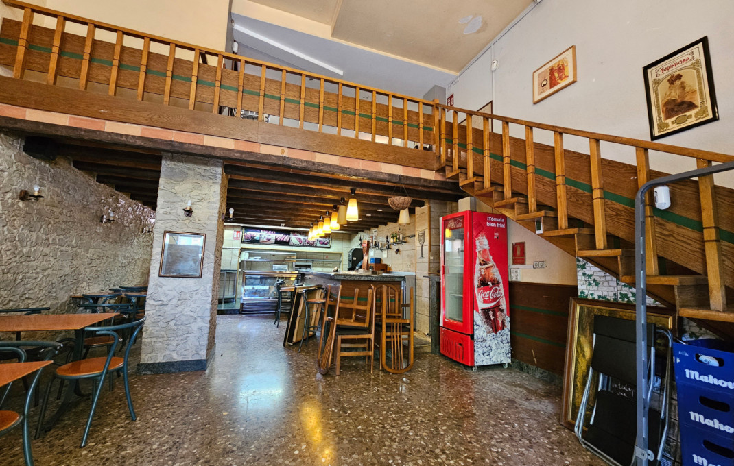 Location longue durée - Bar- C1 -
Barcelona - Sarriá - Francesc Macia