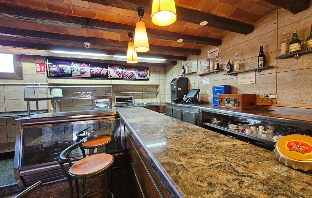 Location longue durée - Bar- C1 -
Barcelona - Sarriá - Francesc Macia