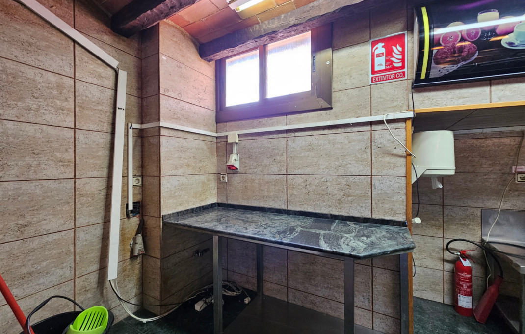 Location longue durée - Bar- C1 -
Barcelona - Sarriá - Francesc Macia