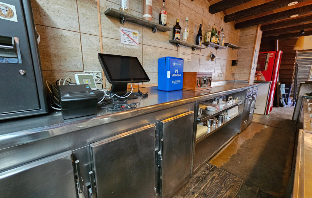 Location longue durée - Bar- C1 -
Barcelona - Sarriá - Francesc Macia