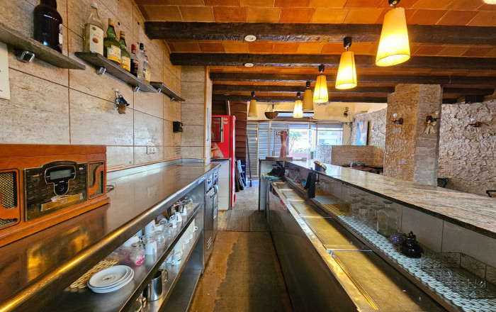 Location longue durée - Bar- C1 -
Barcelona - Sarriá - Francesc Macia