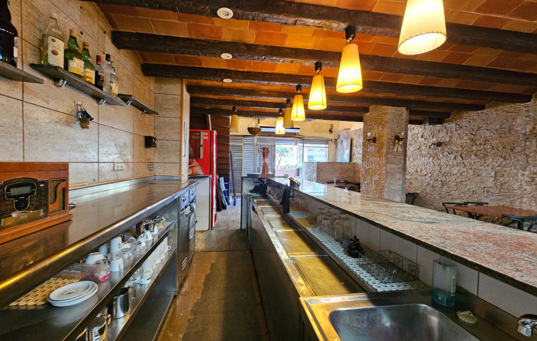 Location longue durée - Bar- C1 -
Barcelona - Sarriá - Francesc Macia