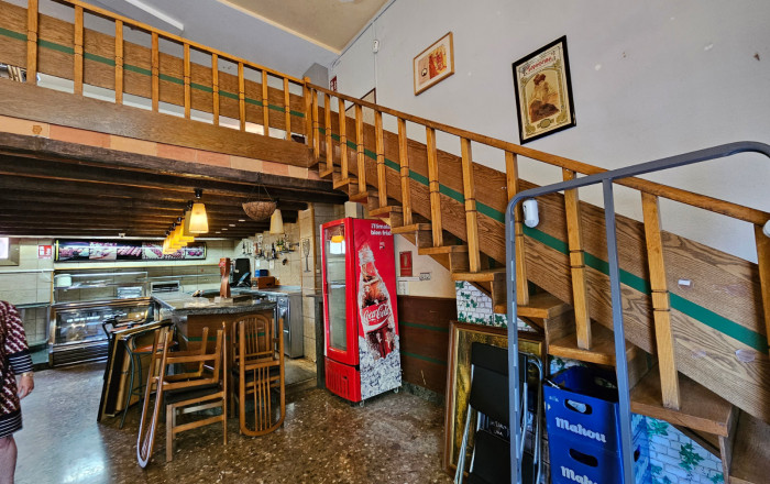 Location longue durée - Bar- C1 -
Barcelona - Sarriá - Francesc Macia