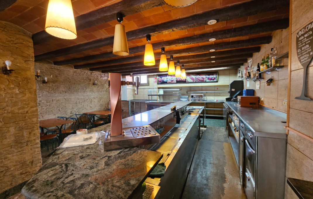 Location longue durée - Bar- C1 -
Barcelona - Sarriá - Francesc Macia