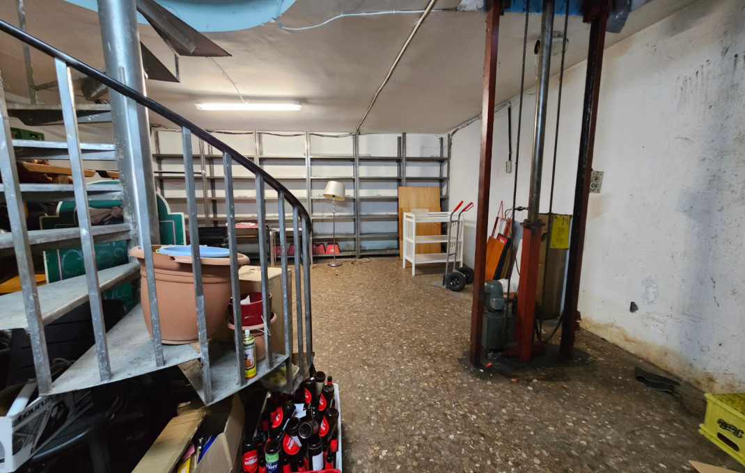 Location longue durée - Bar- C1 -
Barcelona - Sarriá - Francesc Macia