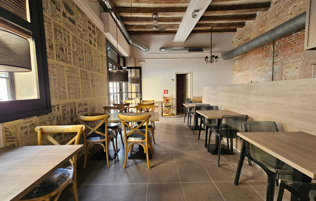 Traspaso - Restaurante -
Barcelona - Sants