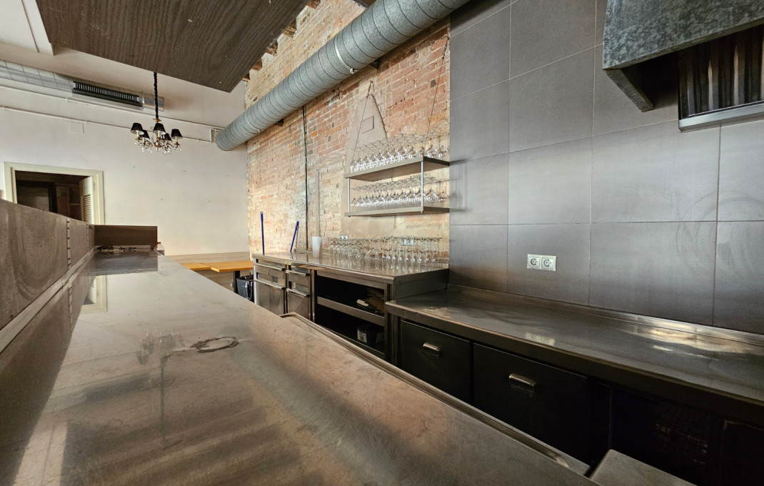 Traspaso - Restaurante -
Barcelona - Sants