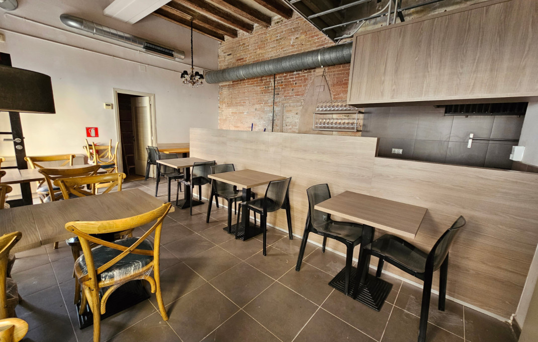 Traspaso - Restaurante -
Barcelona - Sants