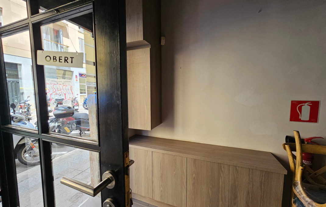 Traspaso - Restaurante -
Barcelona - Sants