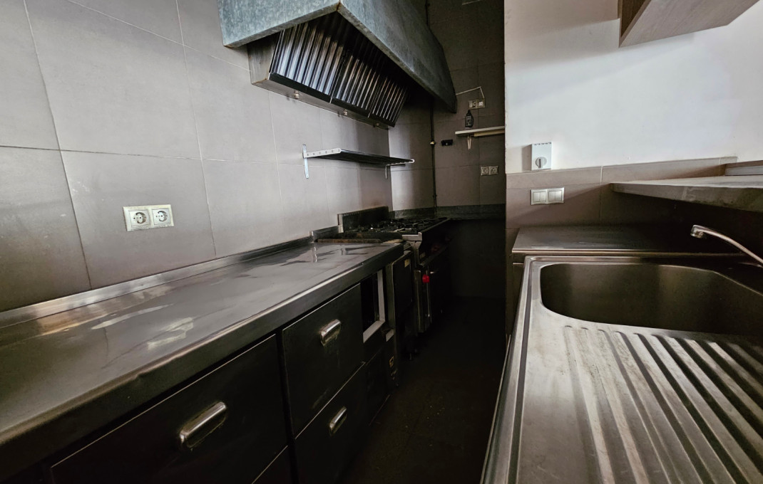 Traspaso - Restaurante -
Barcelona - Sants