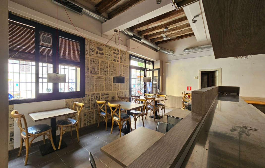 Traspaso - Restaurante -
Barcelona - Sants