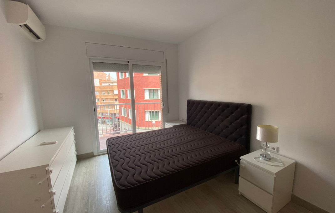 Revente - Piso -
Barcelona - Sants