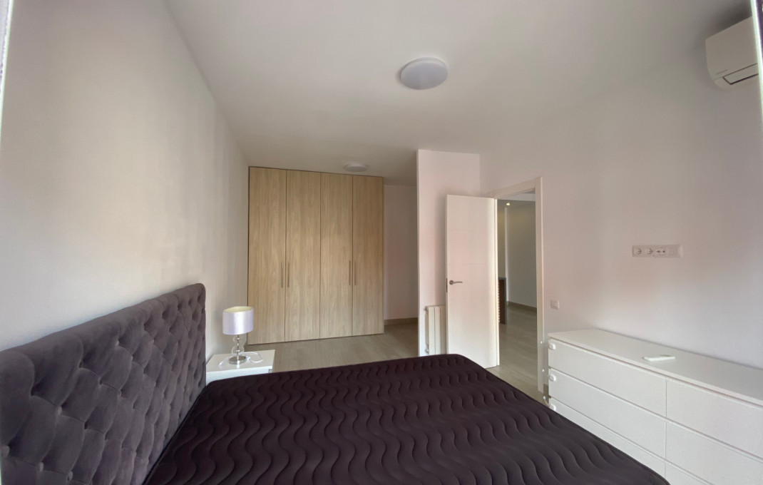 Revente - Piso -
Barcelona - Sants