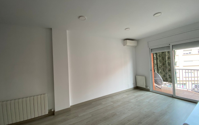 Revente - Piso -
Barcelona - Sants