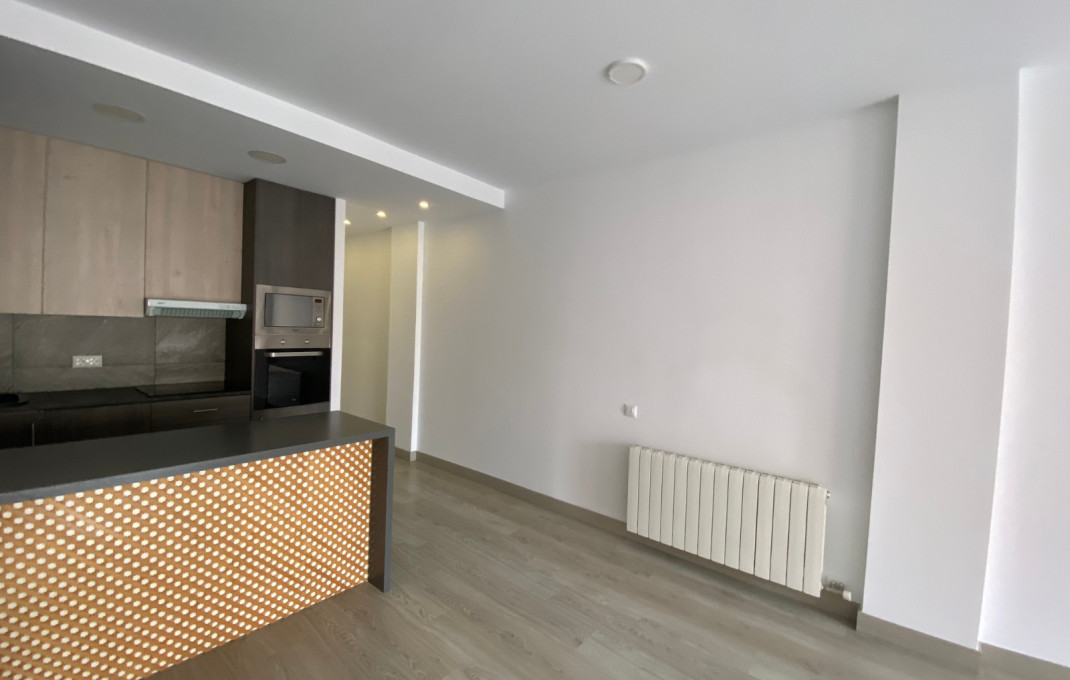 Revente - Piso -
Barcelona - Sants