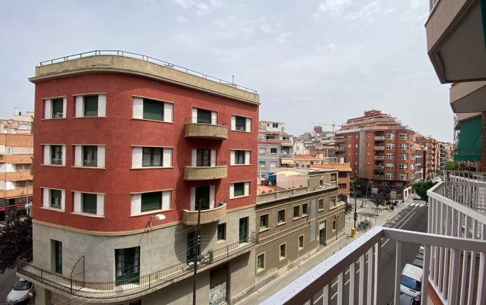 Revente - Piso -
Barcelona - Sants