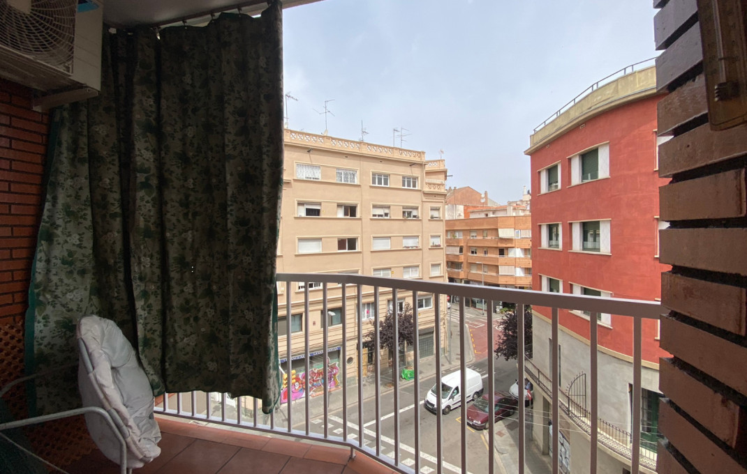 Revente - Piso -
Barcelona - Sants