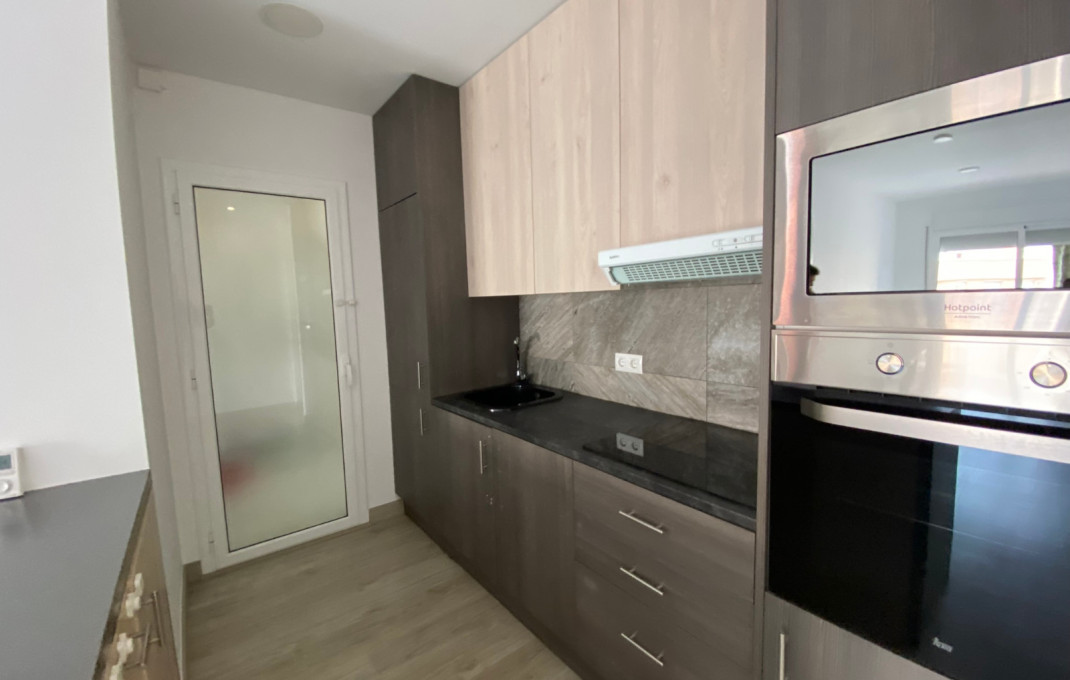 Revente - Piso -
Barcelona - Sants