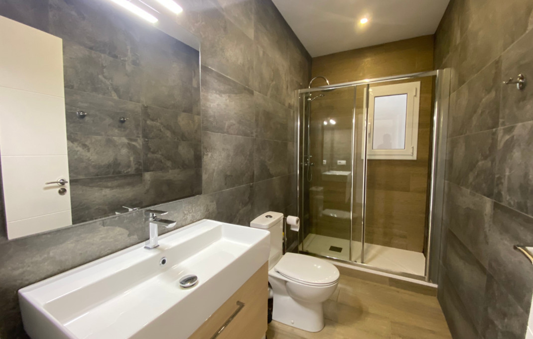 Revente - Piso -
Barcelona - Sants