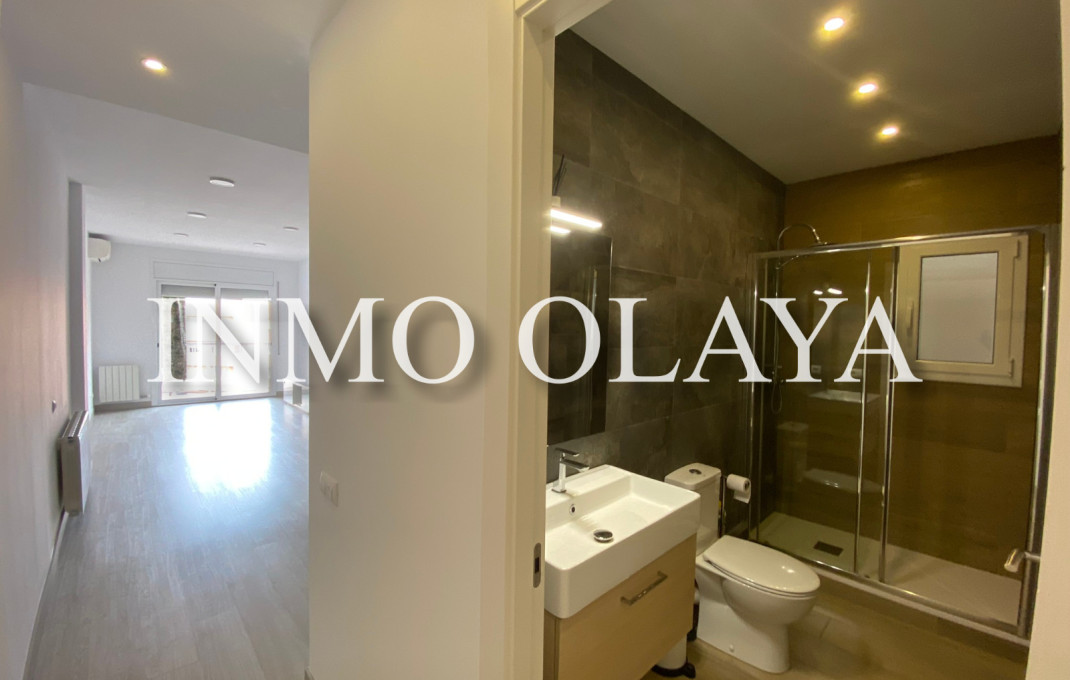 Revente - Piso -
Barcelona - Sants