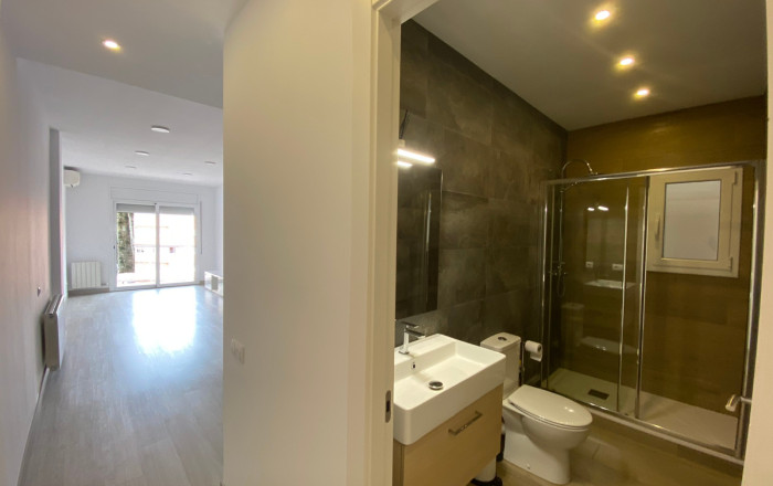 Revente - Piso -
Barcelona - Sants