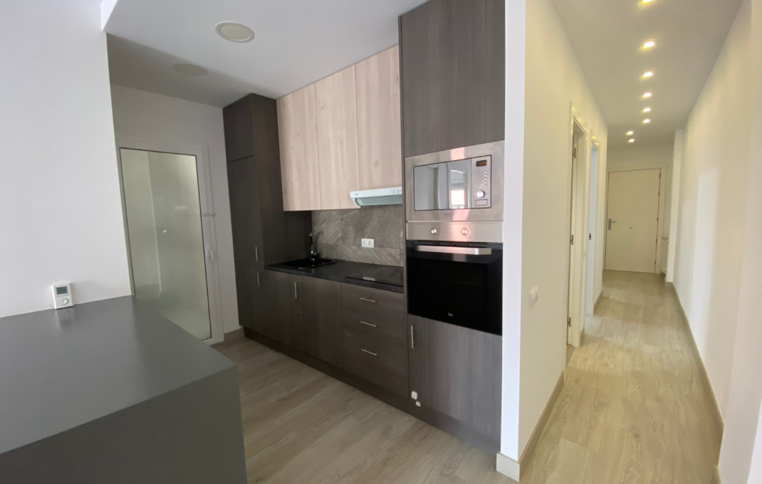 Revente - Piso -
Barcelona - Sants