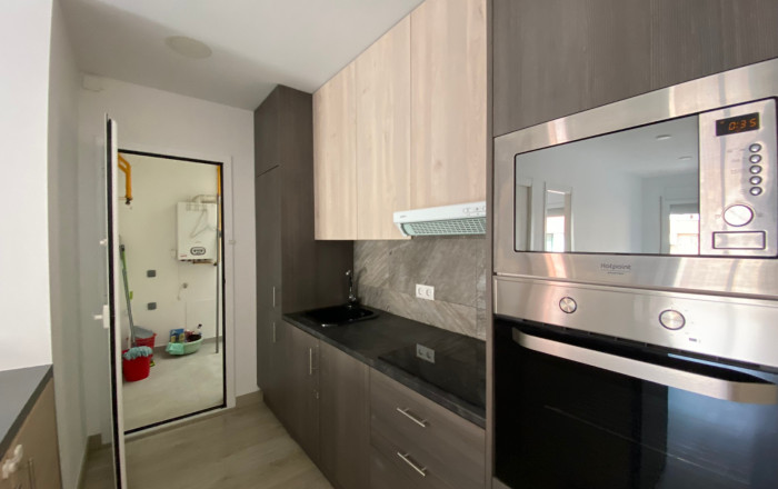 Revente - Piso -
Barcelona - Sants