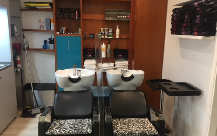 Transfer - Peluquerias y Estetica -
Sabadell
